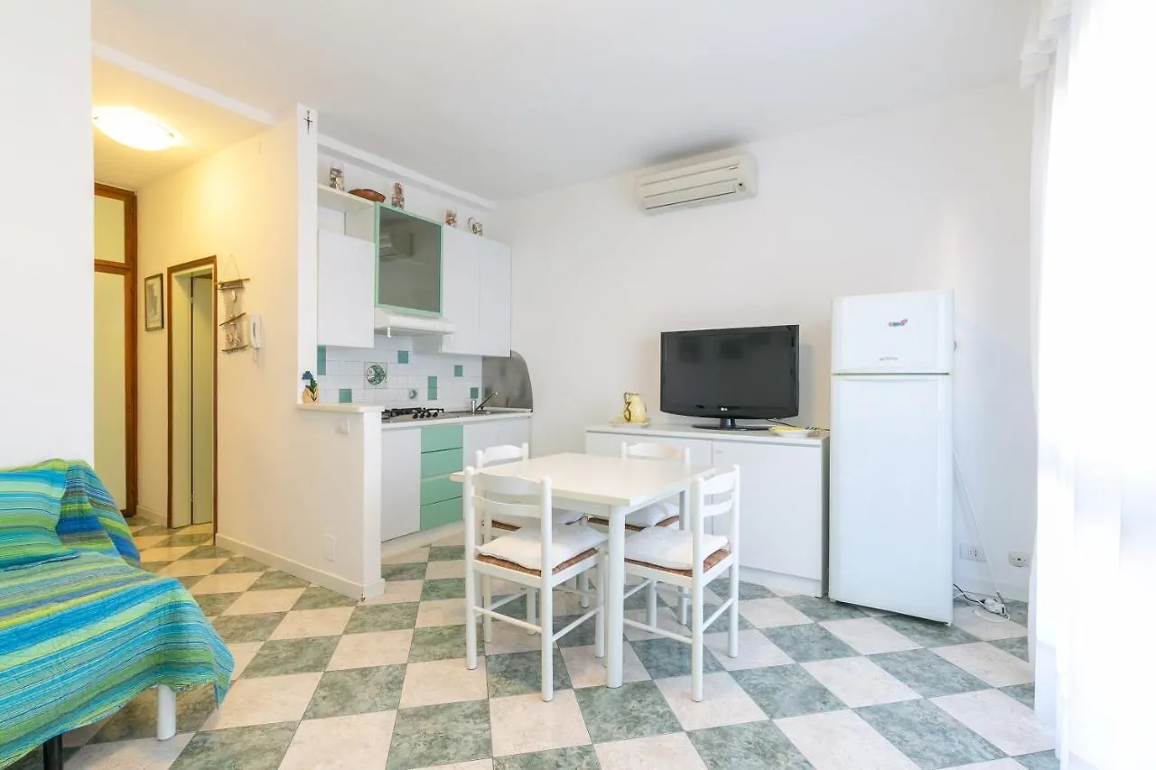 Residence Vera Cruz - Carraro Immobiliare Jesolo Apartment
